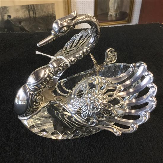 Silver & glass swan & sugar nips